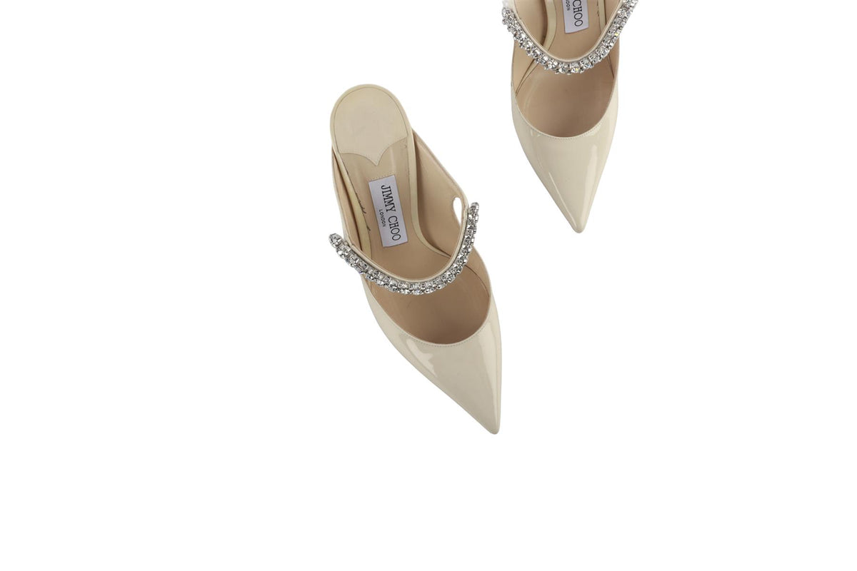 CREAM CRYSTAL AND PATENT LEATHER PUMPS