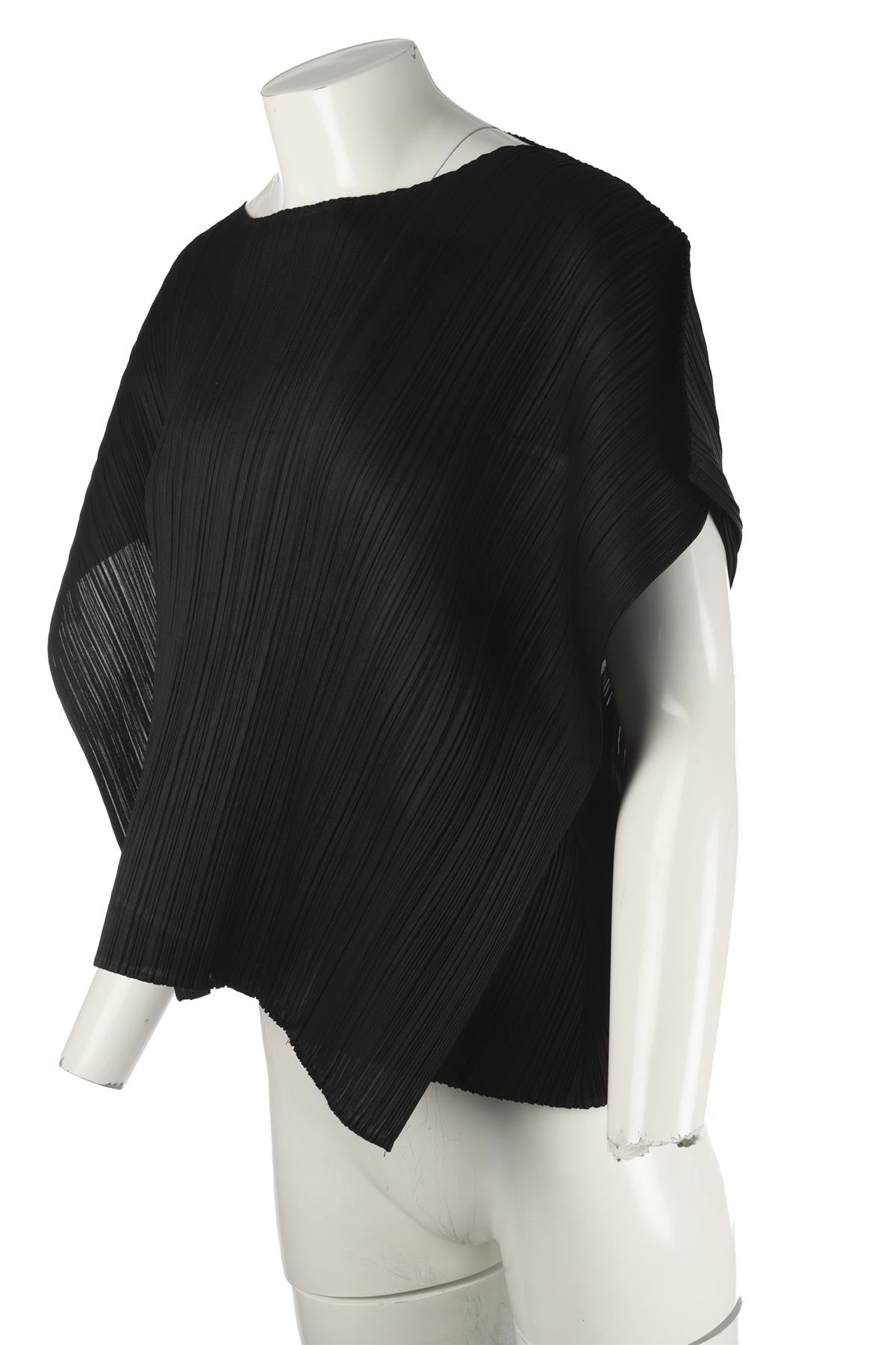 PLEATS PLEASE ISSEY MIYAKE BLACK TOP JP 5 UK 12
