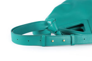 BOTTEGA VENETA TEAL POINT MEDIUM LEATHER TOTE BAG
