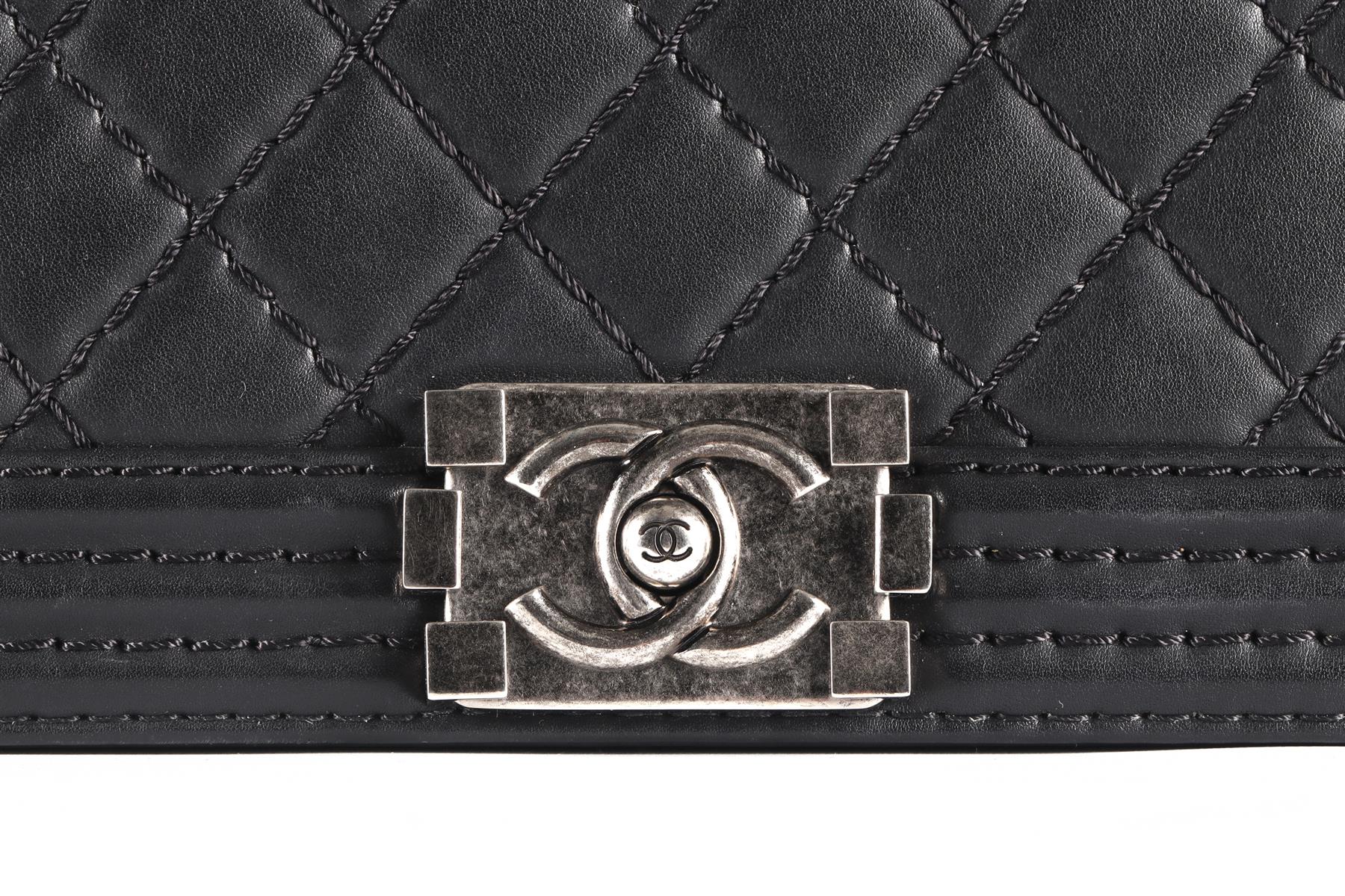 CHANEL BLACK 2014 BOY LARGE QUILTED LEATHER SHOULDER BAG