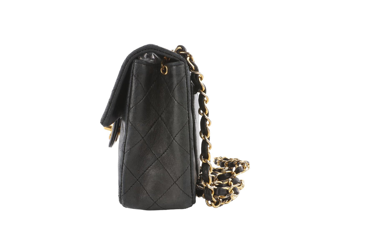 CHANEL BLACK 1986-1988 SQUARE MINI FLAP QUILTED LEATHER SHOULDER BAG