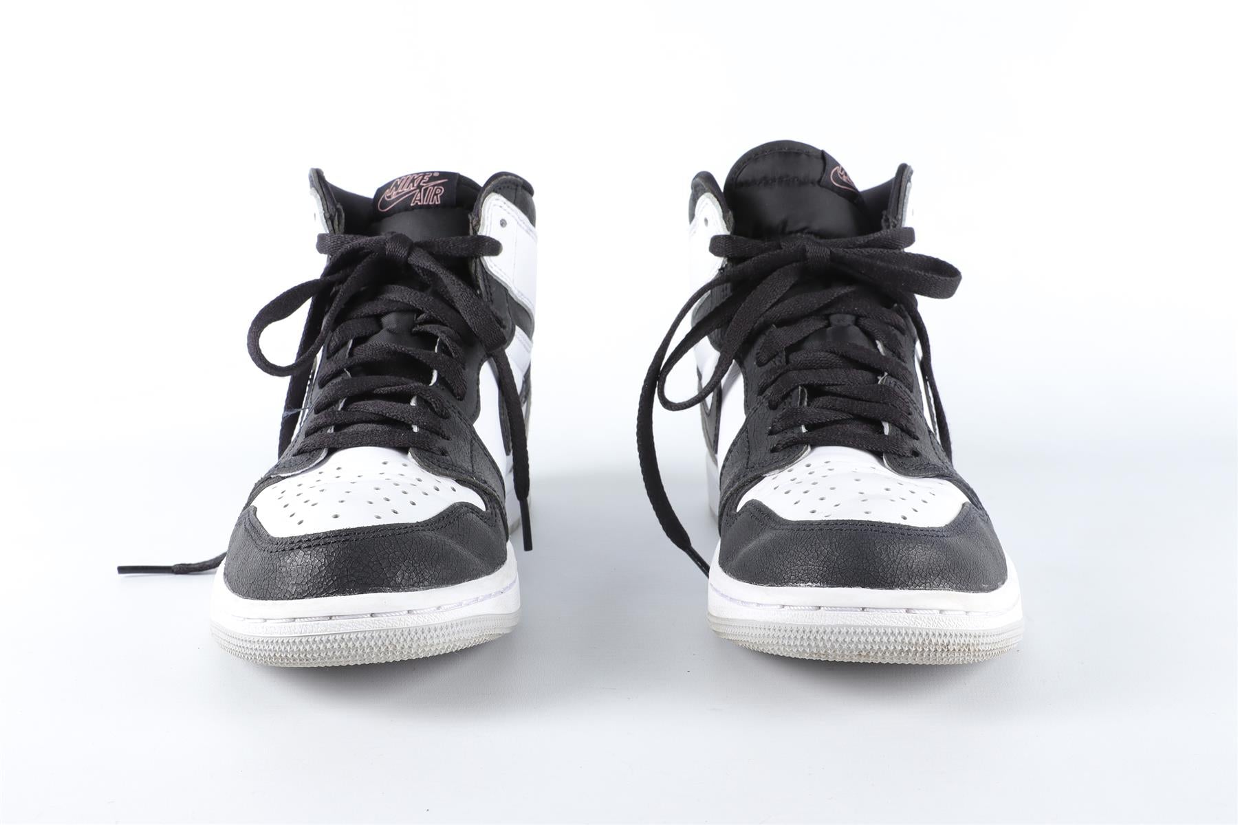 NIKE BLACK AIR JORDAN 1 RETRO STAGE HAZE SNEAKERS EU 40 UK 6 US 7