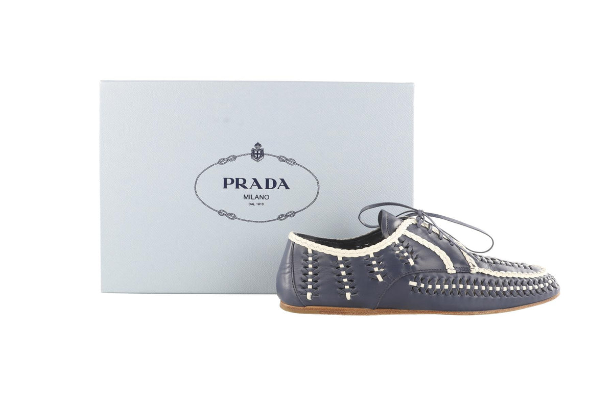 PRADA BLUE LEATHER BOATING SHOES EU 38.5 UK 5.5 US 8.5