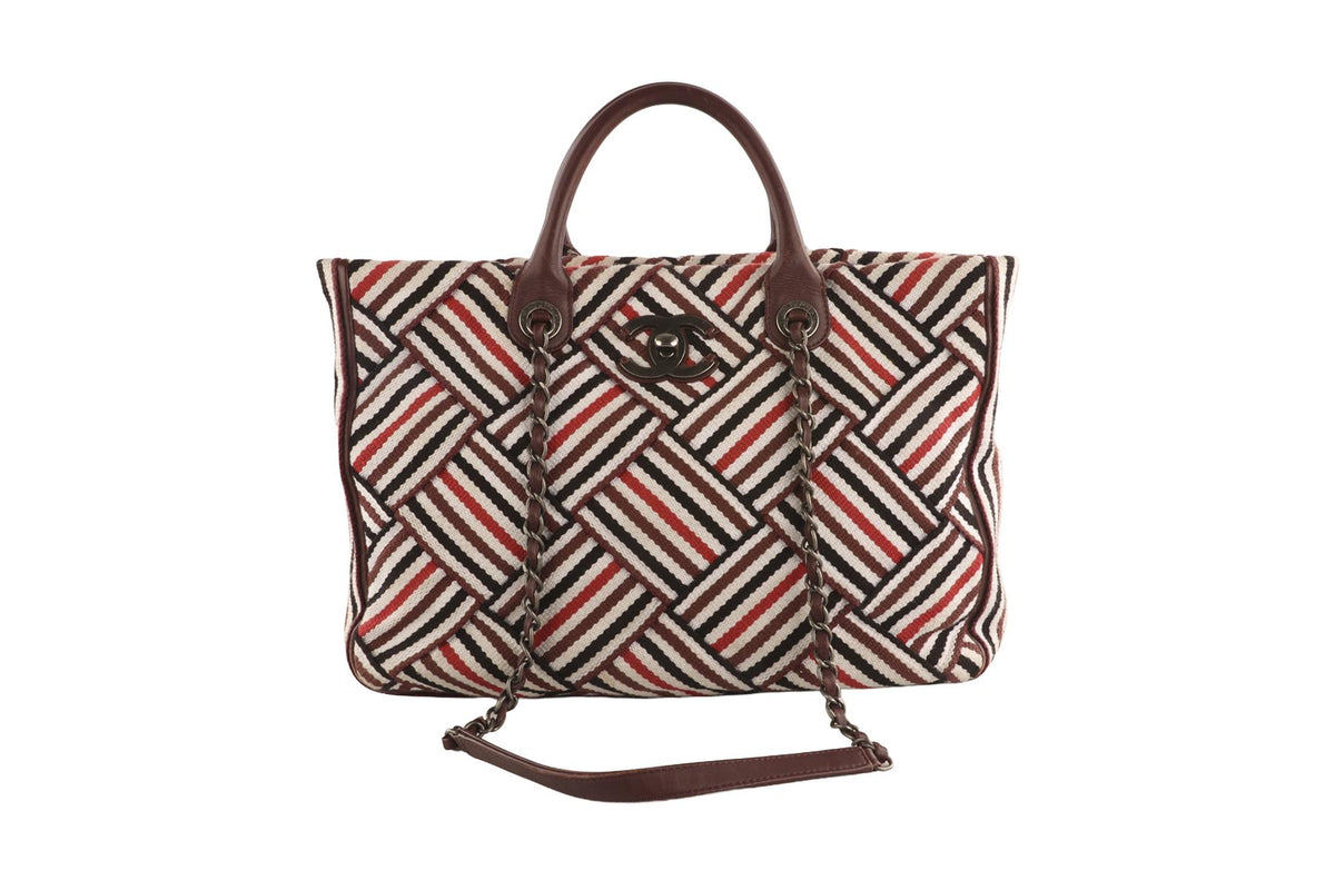 CHANEL BURGUNDY 2016 CANVAS TOTE BAG