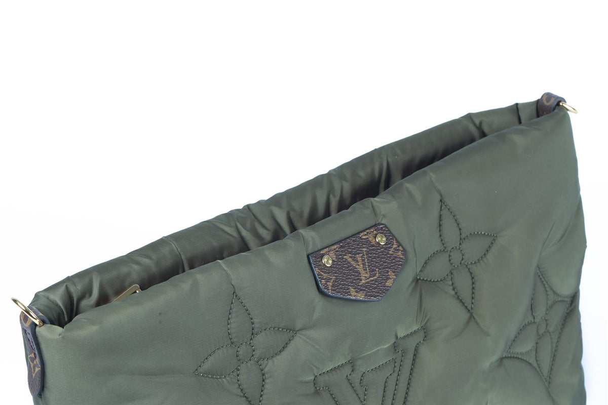 LOUIS VUITTON GREEN 2021 MAXI MULTI POCHETTE MONOGRAM NYLON SHOULDER BAG