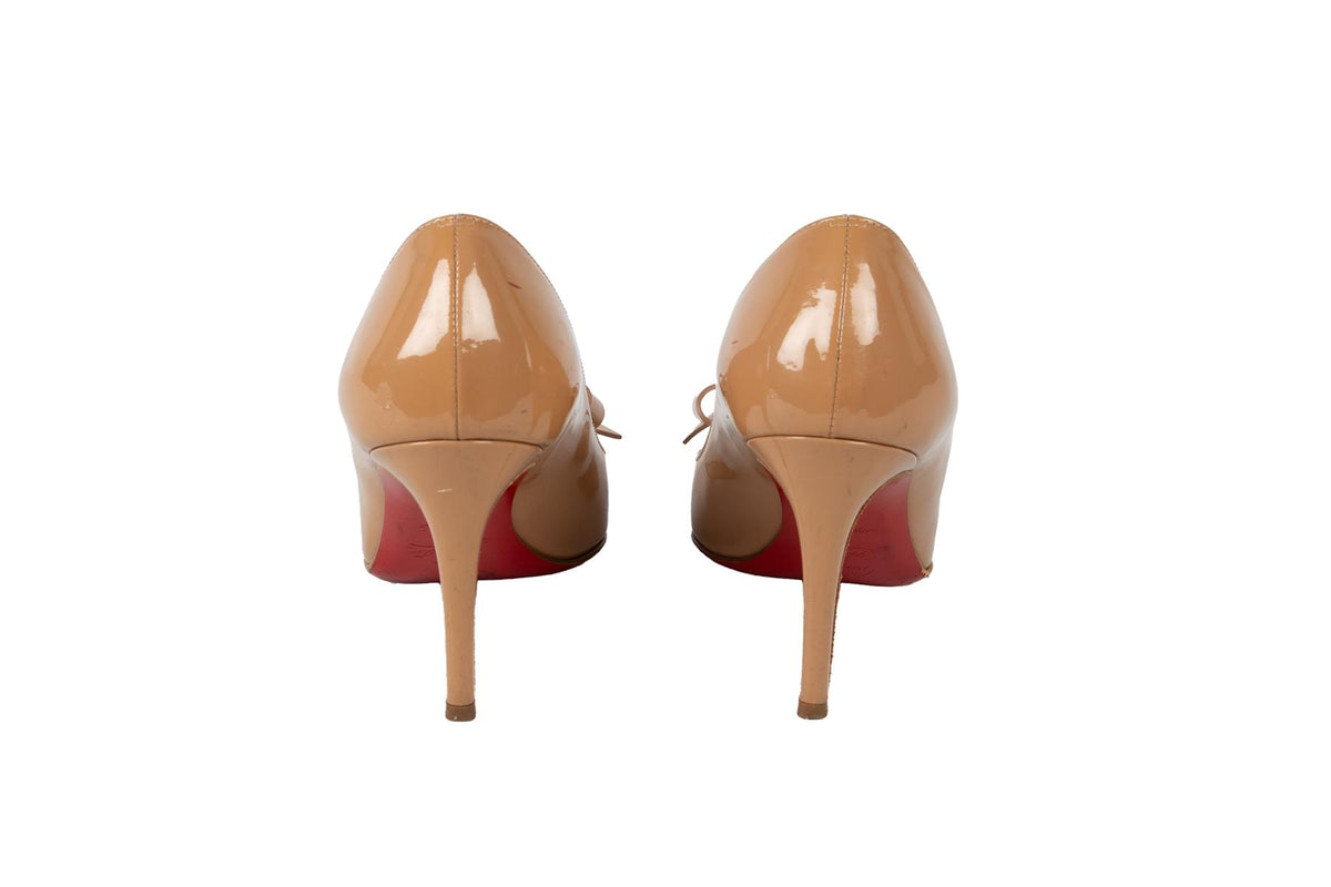 CHRISTIAN LOUBOUTIN NUDE PATENT LEATHER PUMPS EU 35.5 UK 2.5 US 5.5