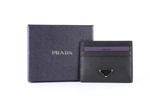 PRADA BLACK LEATHER CARD HOLDER