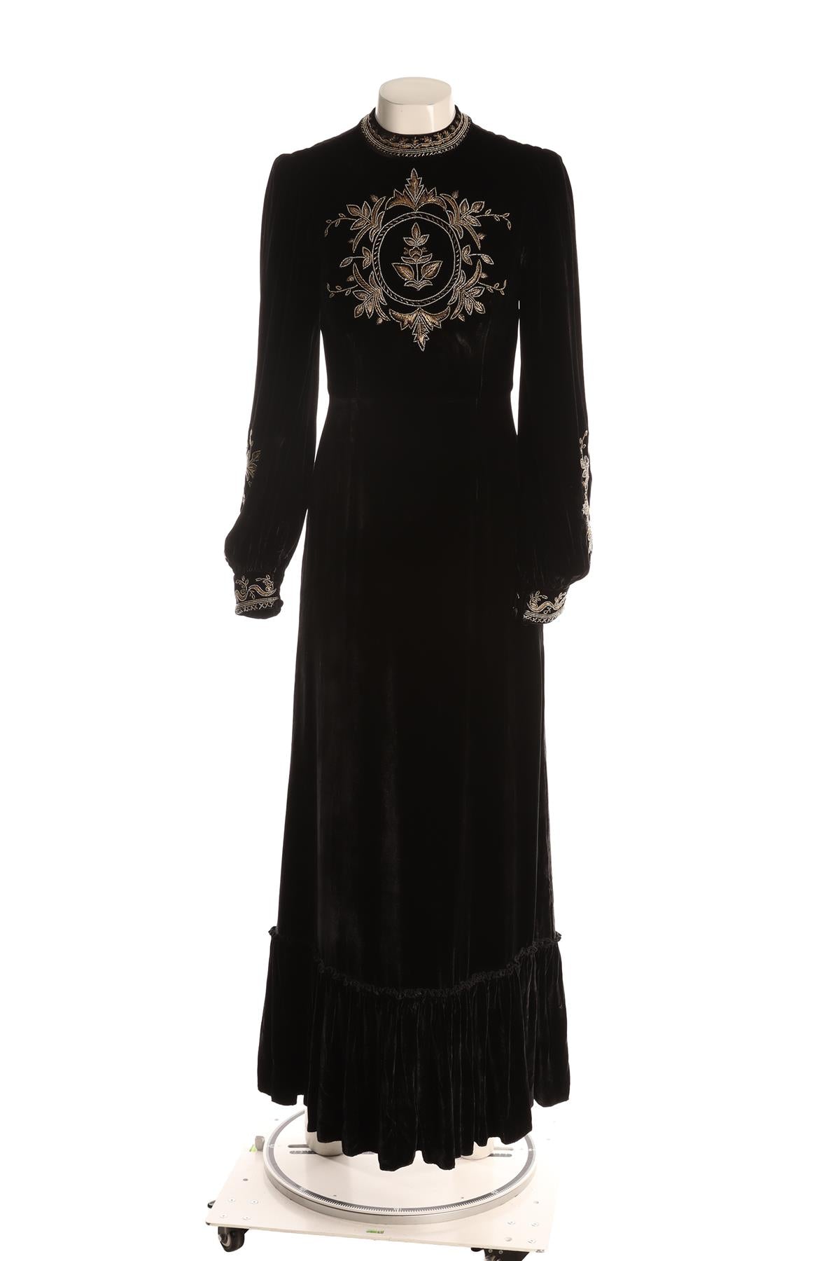 MUZUNGU SISTERS BLACK VELVET MAXI DRESS XSMALL