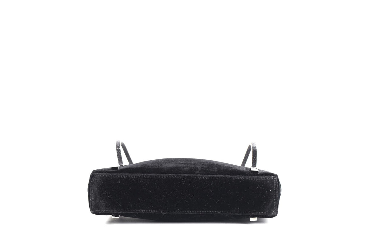 GUCCI BLACK VINTAGE VELVET SHOULDER BAG