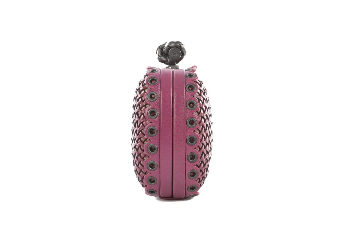 BOTTEGA VENETA PINK KNOT LEATHER CLUTCH