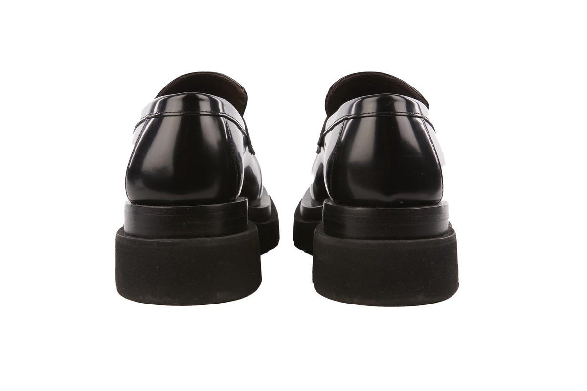 BOTTEGA VENETA BLACK PATENT LEATHER LOAFERS EU 39 UK 6 US 9