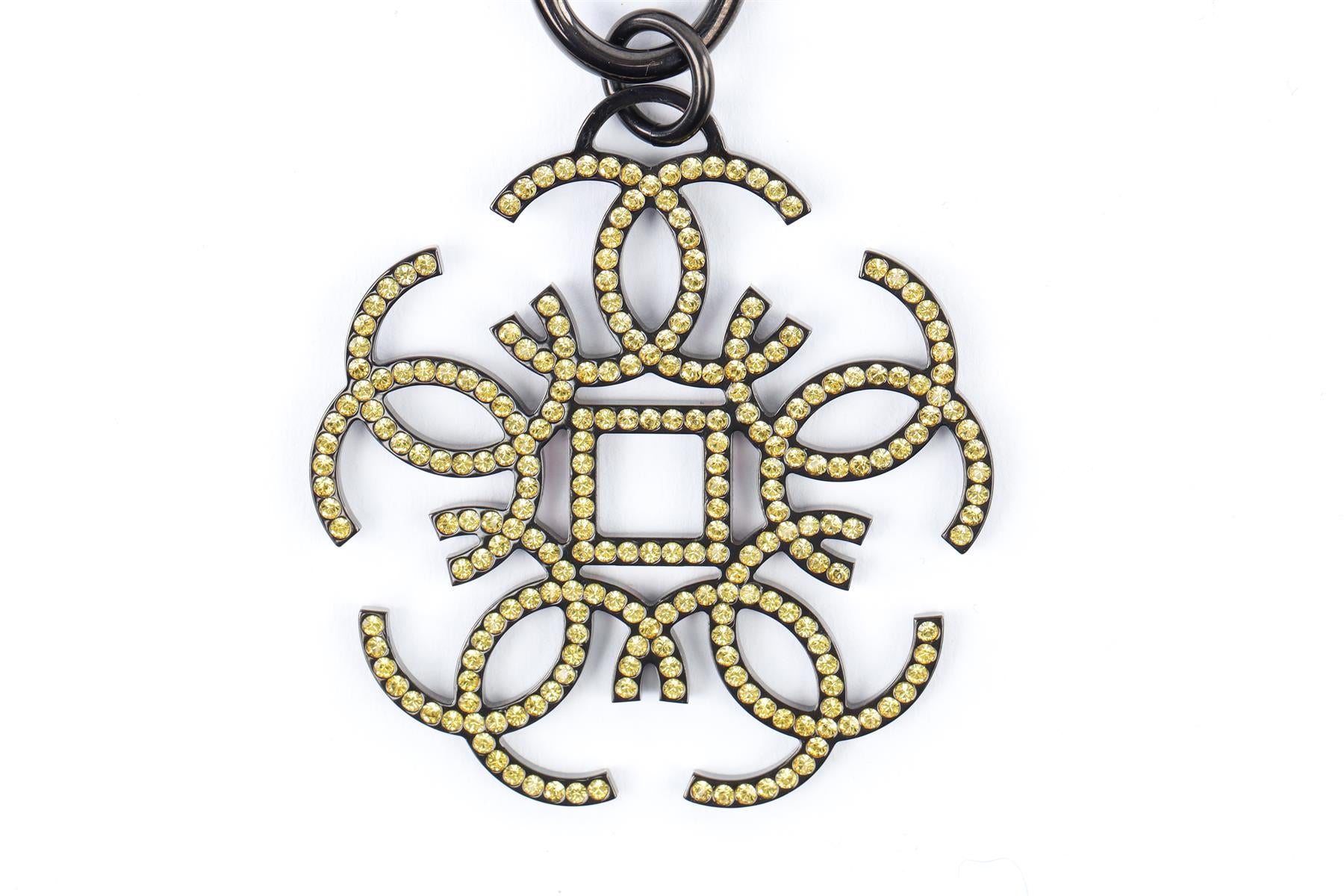CHANEL YELLOW 2017 CC STRASS NECKLACE