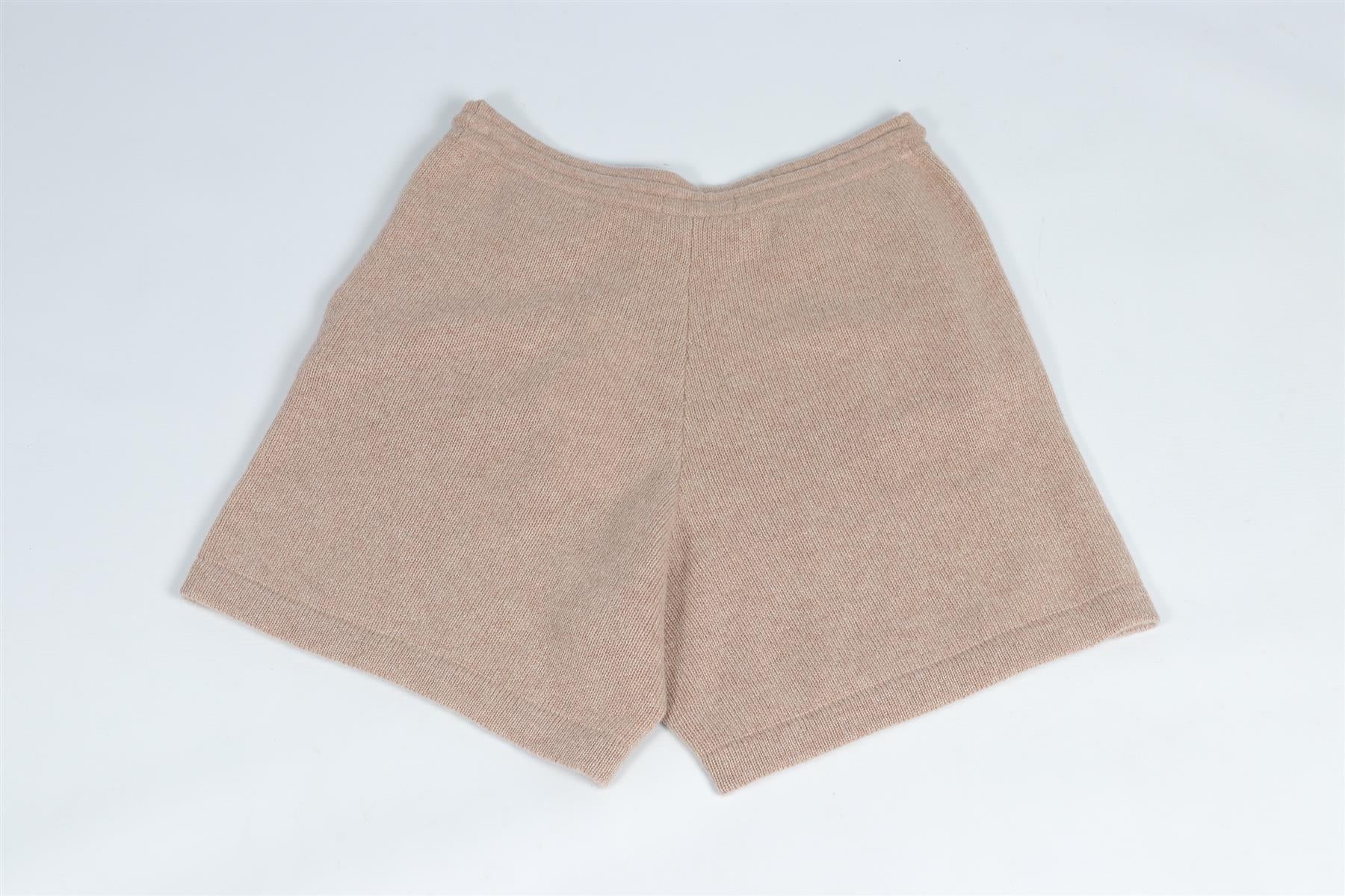 SPORTY & RICH TAUPE CASHMERE SHORTS MEDIUM