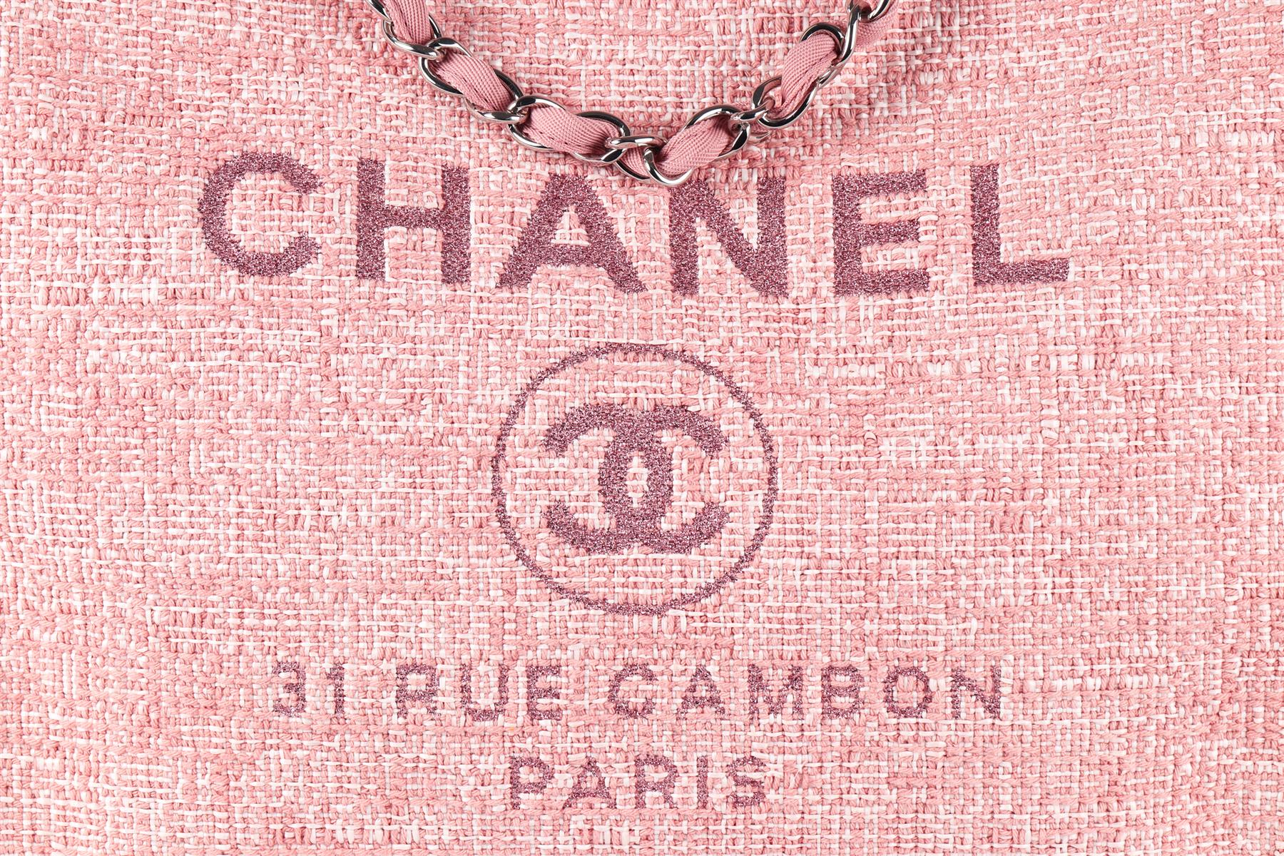 CHANEL PINK 2018 DEAUVILLE MEDIUM TWEED TOTE BAG