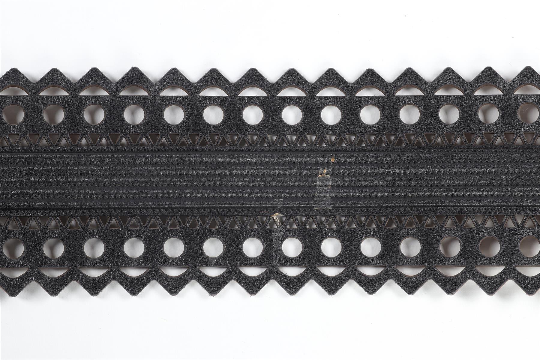 ALAÏA BLACK LEATHER WAIST BELT 75 CM