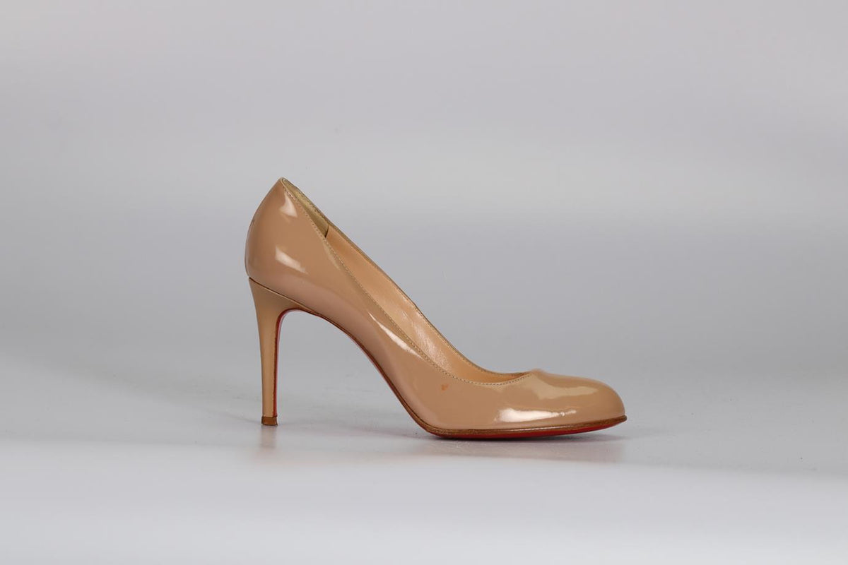 CHRISTIAN LOUBOUTIN PATENT LEATHER PUMPS EU 38.5 UK 5.5 US 8.5