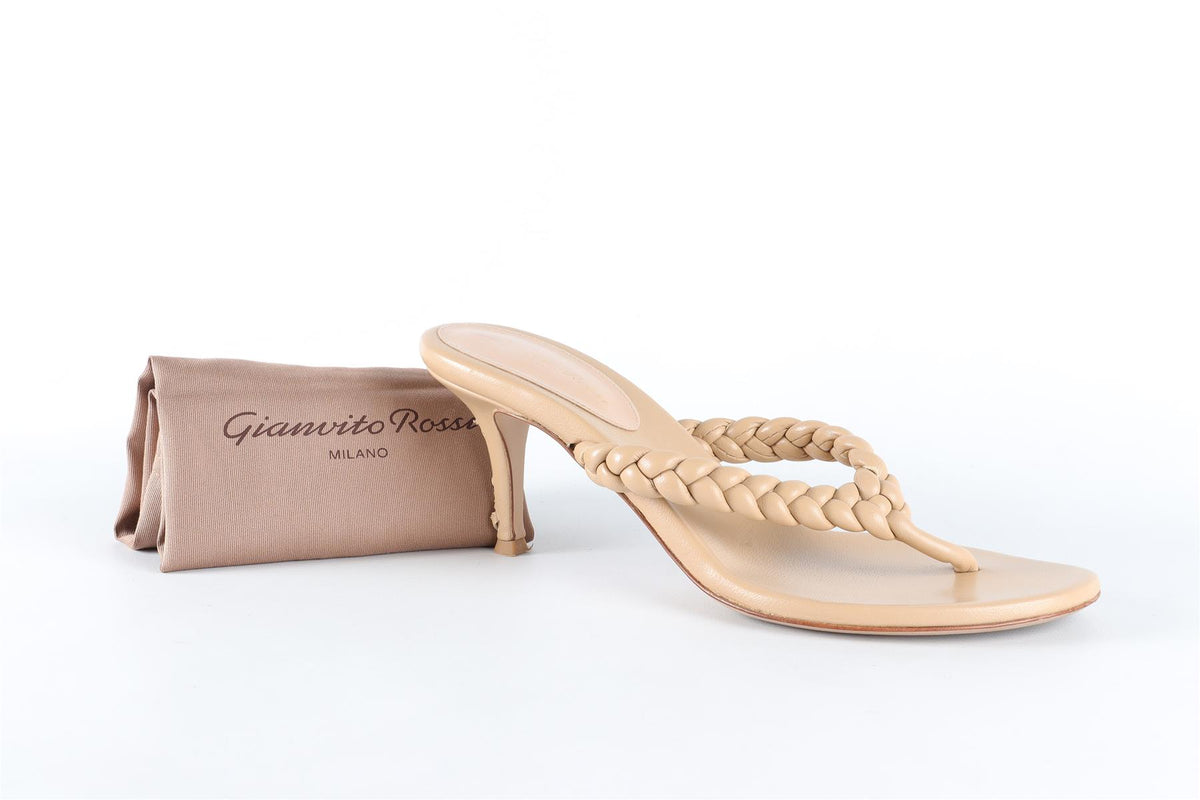 GIANVITO ROSSI NUDE LEATHER THONG SANDALS EU 39.5 UK 6.5 US 9.5