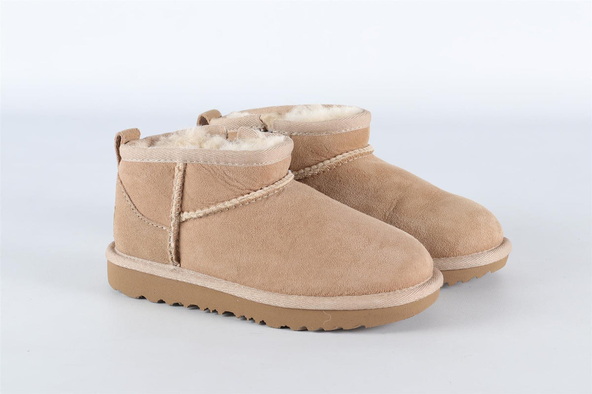 UGG BEIGE KIDS GIRLS BOOTS EU 28.5 UK 10 US 11