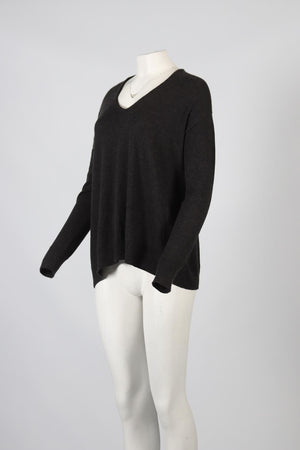 THE ROW CASHMERE V-NECK JUMPER SMALL