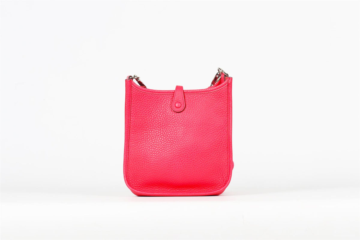 HERMÈS PINK 2018 EVELYNE 16CM CLEMENCE LEATHER SHOULDER BAG
