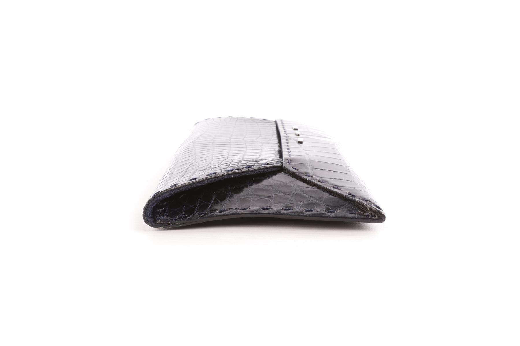 VBH NAVY CROCODILE CLUTCH