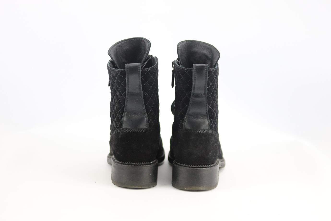 CHANEL CC DETAILED QUILTED SUEDE AND LEATHER COMBAT BOOTS EU 38.5 UK 5.5 US 8.5