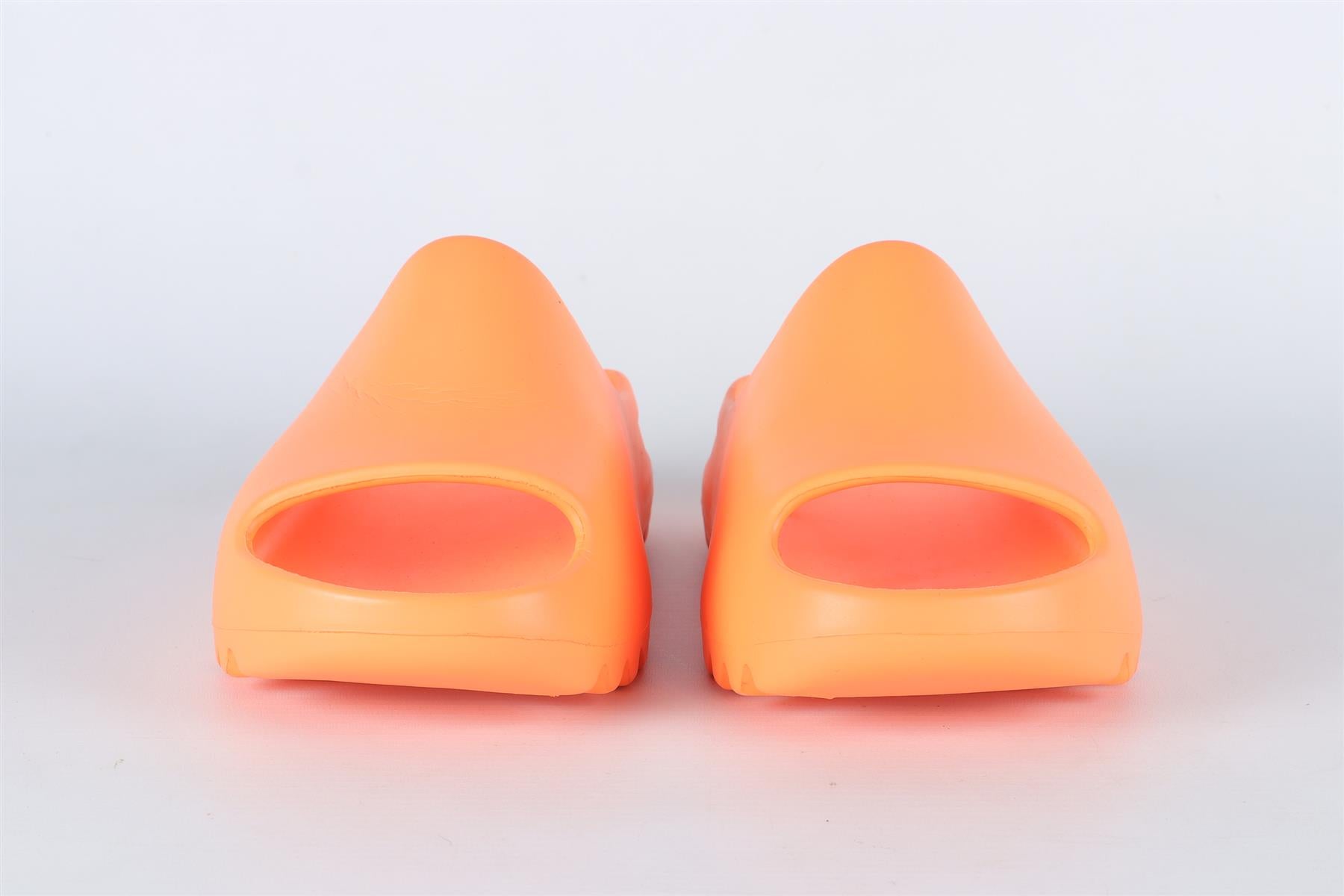 ADIDAS YEEZY ORANGE KIDS GIRLS RUBBER SLIDES EU 33 UK 1 US 1