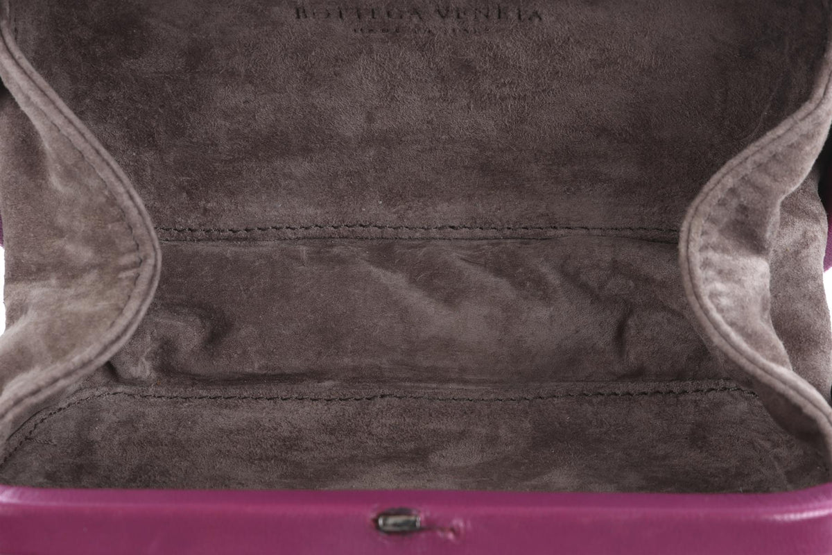 BOTTEGA VENETA PINK KNOT LEATHER CLUTCH
