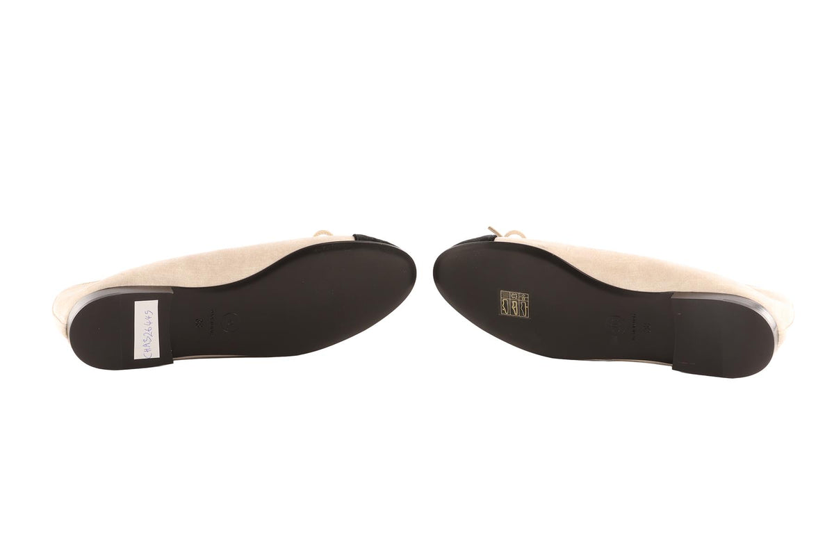 CHANEL CREAM VELVET BALLET FLATS EEU 38 UK 5 US 8