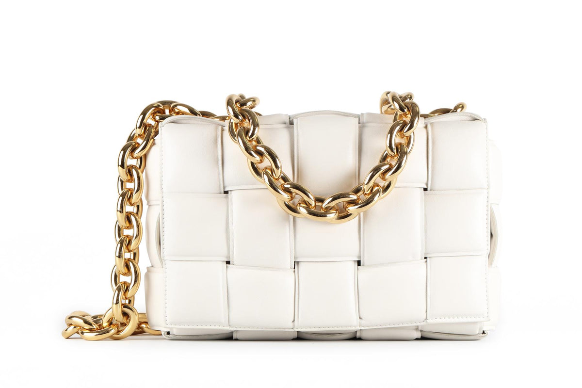 BOTTEGA VENETA WHITE THE CHAIN CASSETTE INTRECCIATO LEATHER SHOULDER BAG