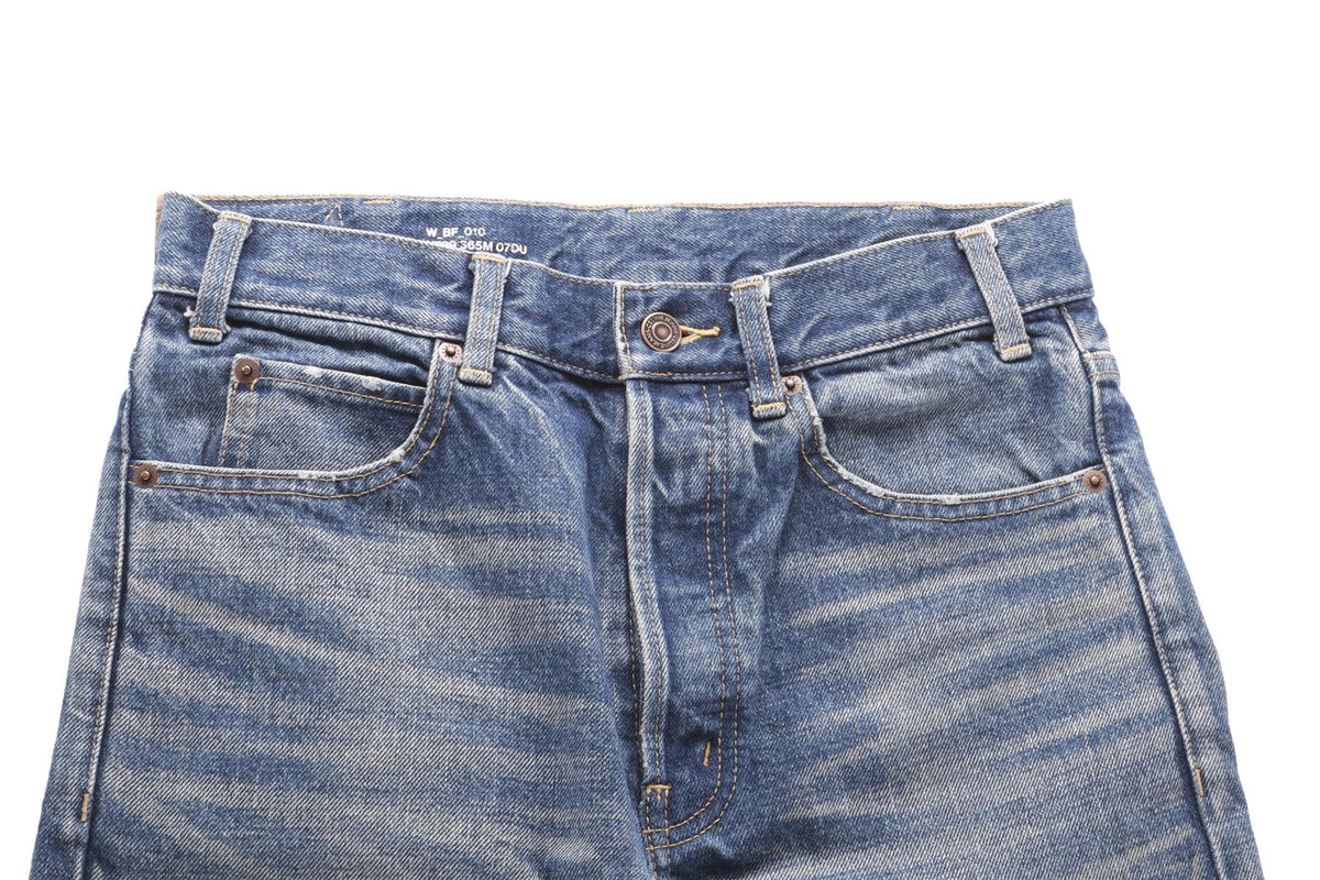 CELINE BLUE HIGH RISE STRAIGHT LEG JEANS W25