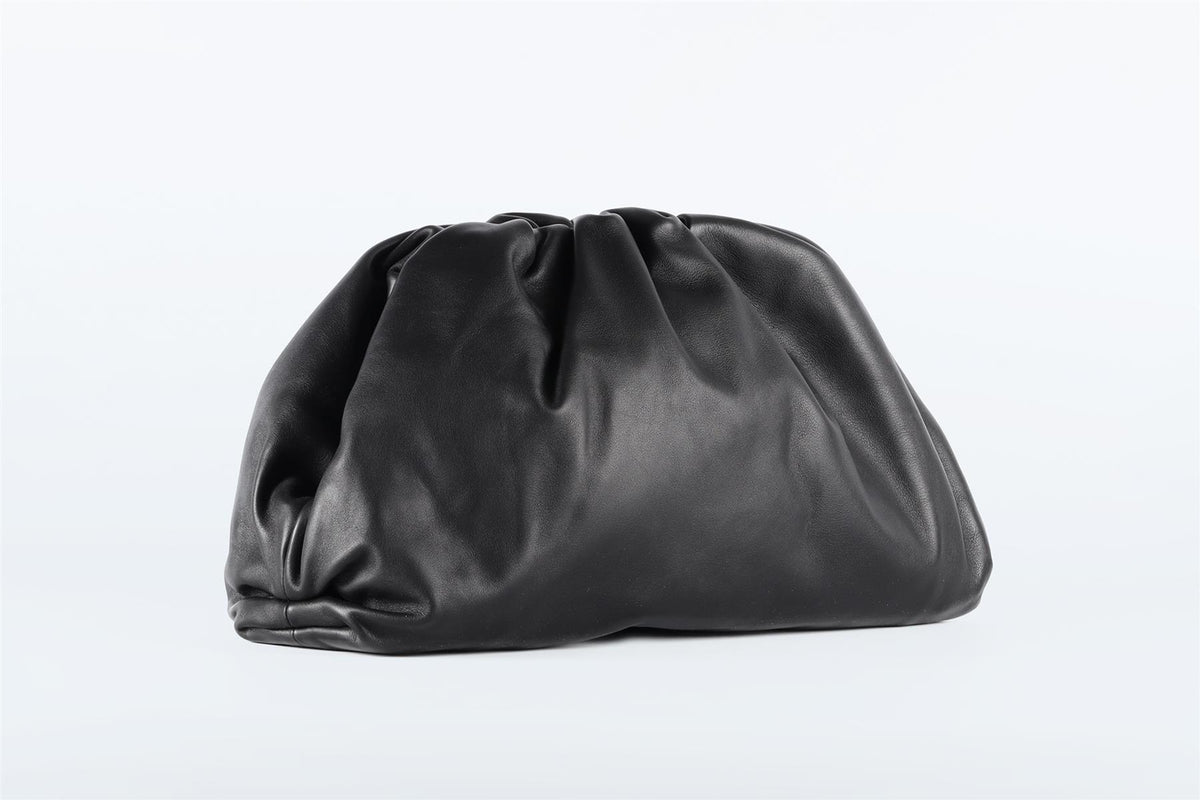 BOTTEGA VENETA BLACK THE POUCH LARGE LEATHER CLUTCH