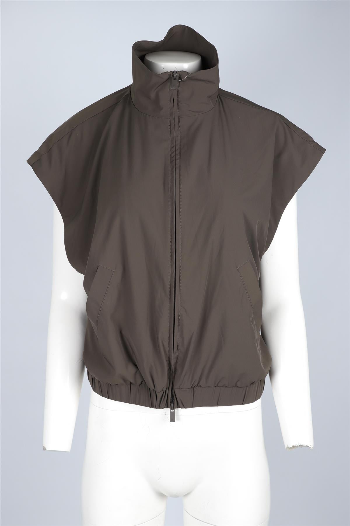 ESSENTIALS KHAKI SHELL GILET SMALL