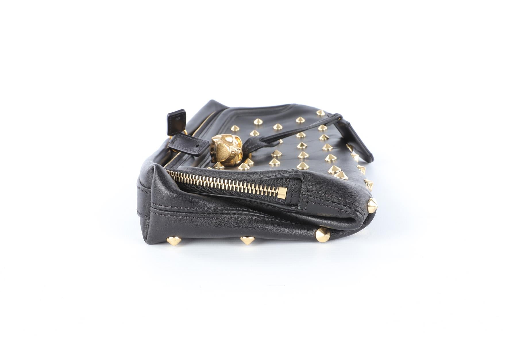 ALEXANDER MCQUEEN BLACK LEATHER CLUTCH