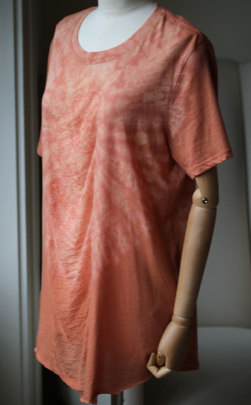 RAQUEL ALLEGRA MEN'S DISTRESSED TEE 1 UK 8