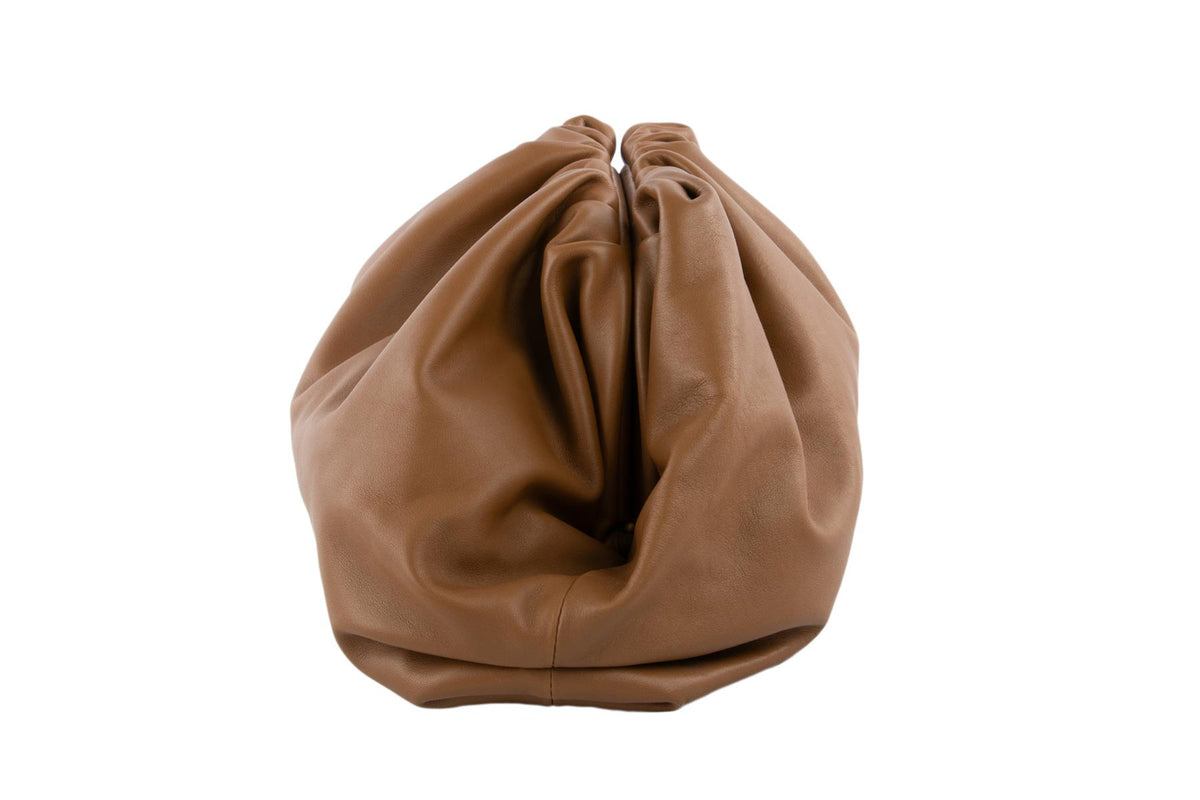 BOTTEGA VENETA BROWN POUCH LARGE LEATHER CLUTCH