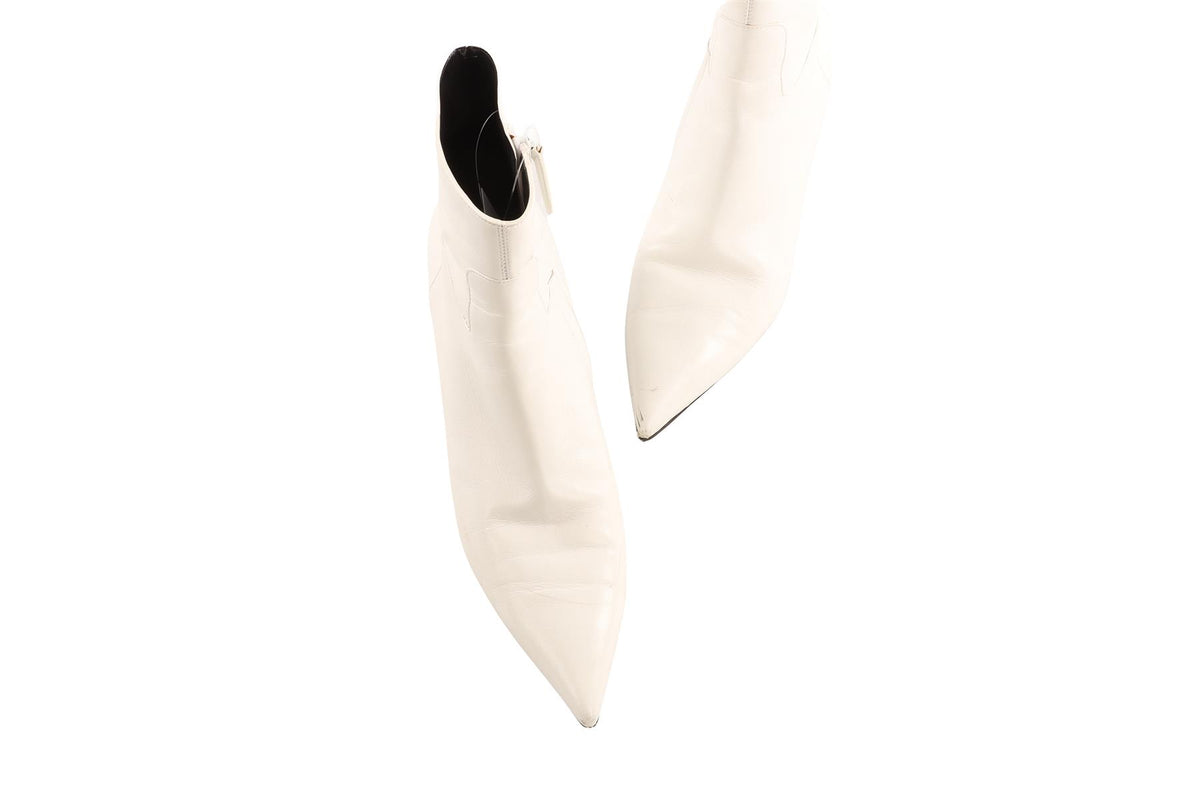 BALENCIAGA WHITE LEATHER ANKLE BOOTS EU 38 UK 5