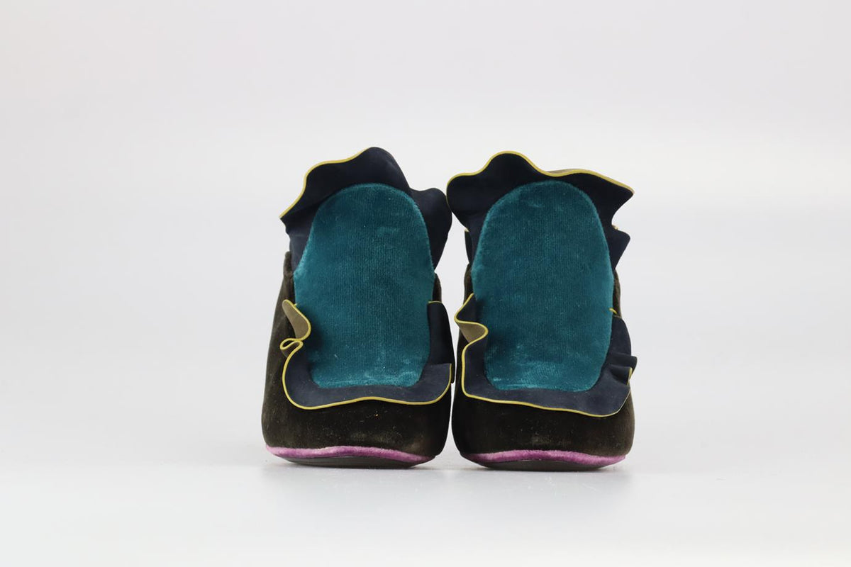 FENDI VELVET AND SUEDE MULES EU 39.5 UK 6.5 US 9.5