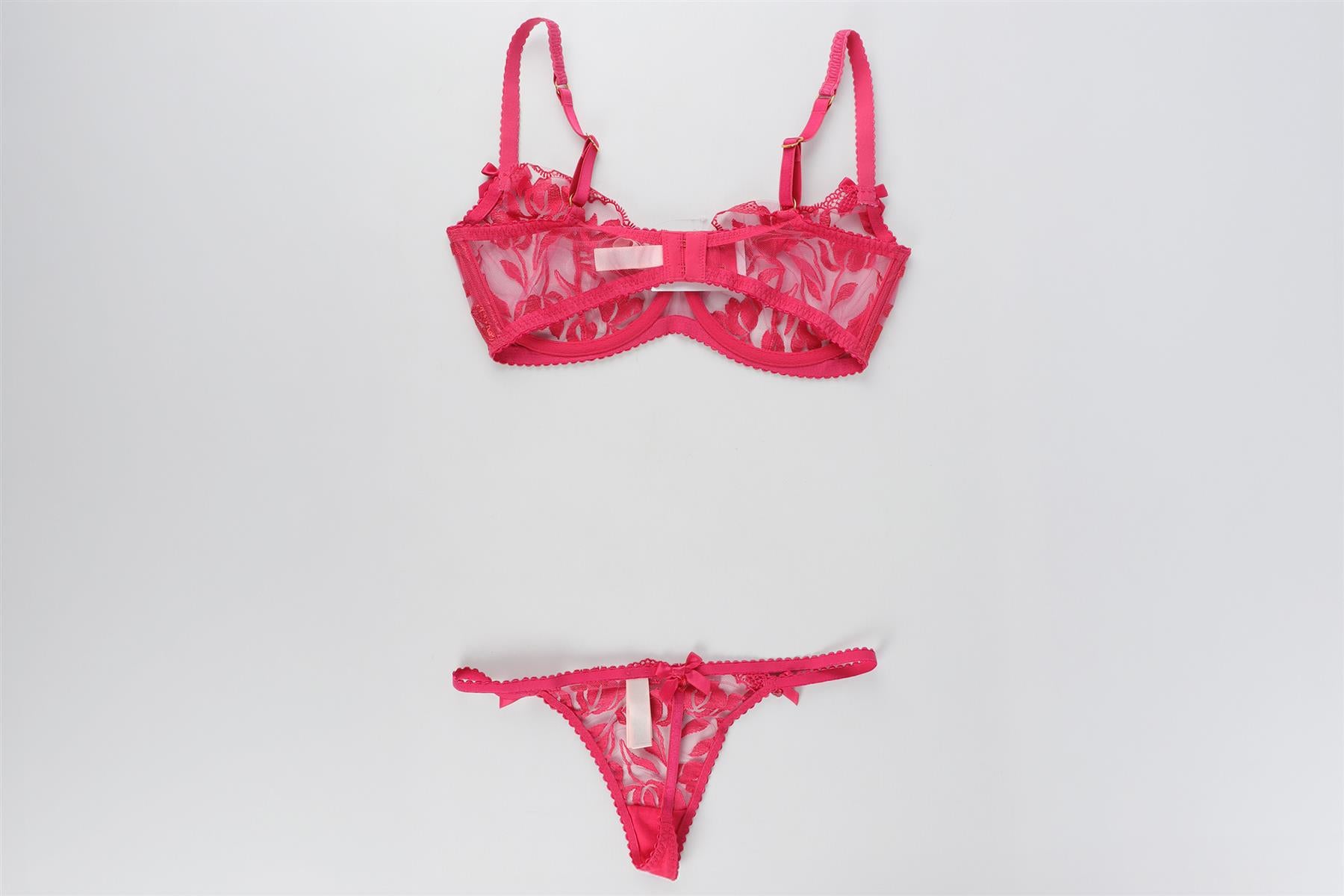 AGENT PROVOCATEUR PINK BRA AND THONG SET UK 34 DD/2