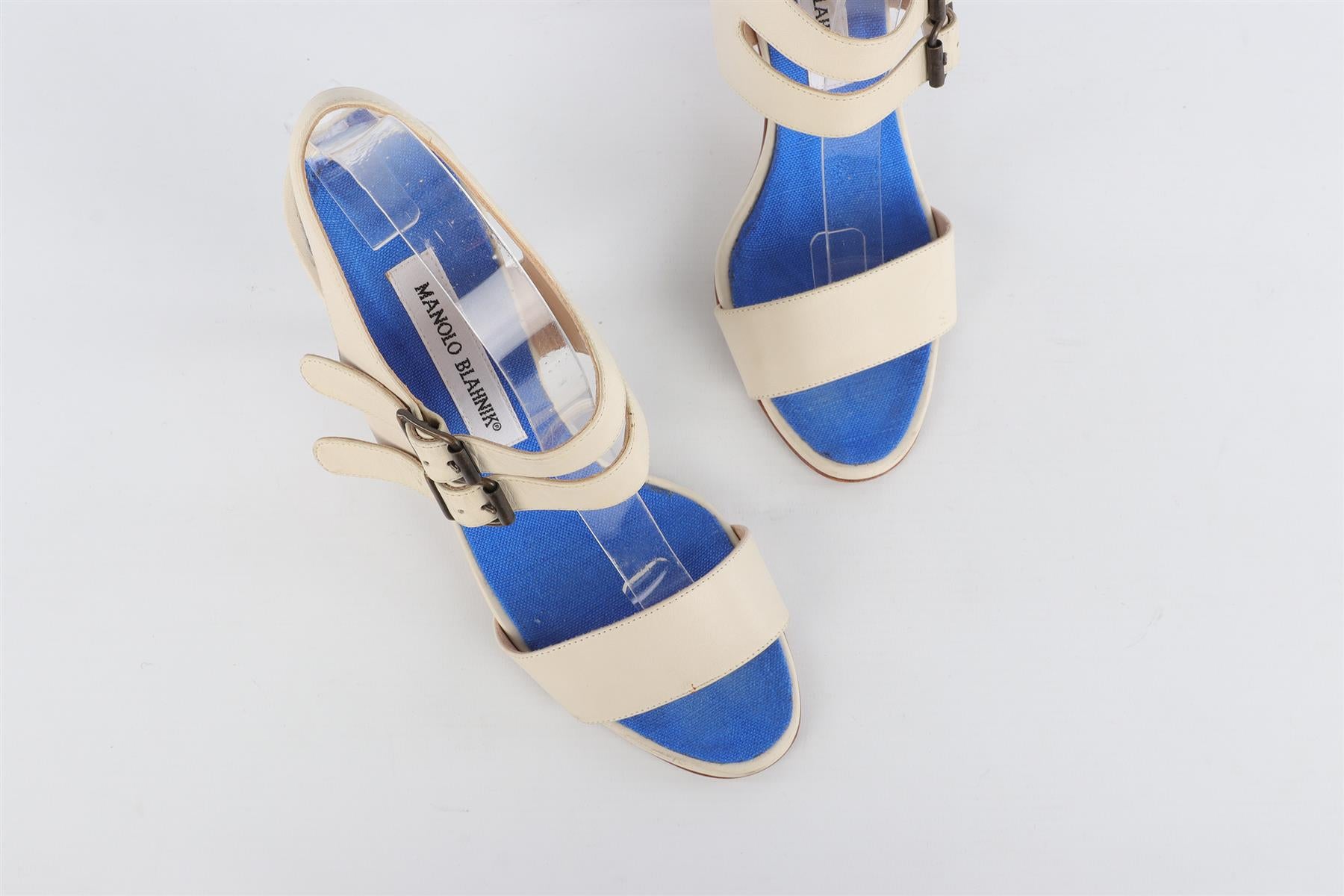 MANOLO BLAHNIK WHITE LEATHER SANDALS EU 38 UK 5 US 8