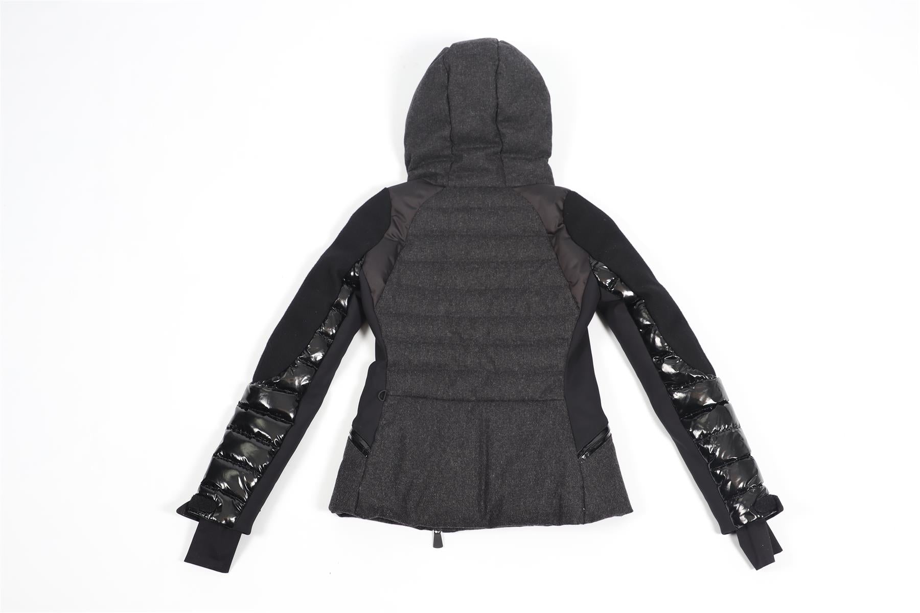 MONCLER GRENOBLE BLACK AND GREY PADDED DOWN JACKET SMALL