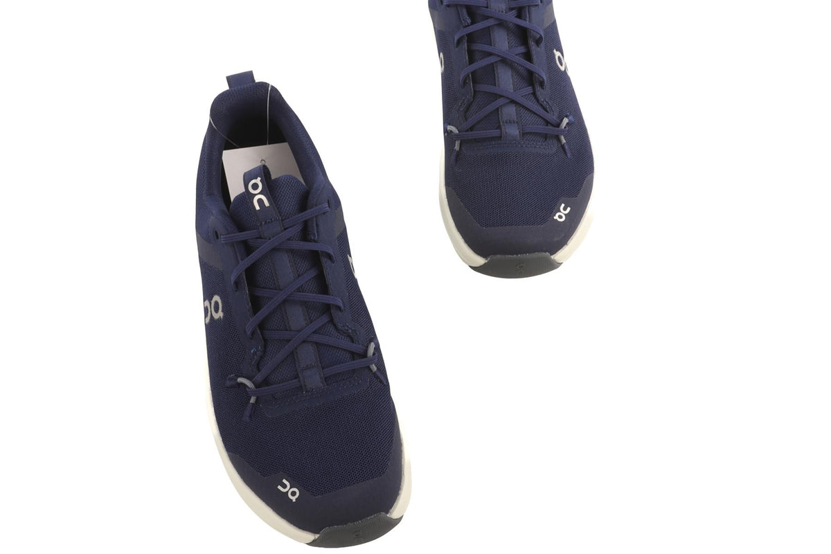 ON RUNNING NAVY CLOUDLEAP SNEAKERS EU 38 UK 5 US 5.5