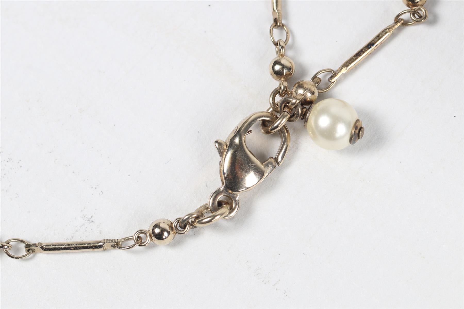 CHANEL SILVER 2011 CC SILVER TONE AND FAUX PEARL NECKLACE