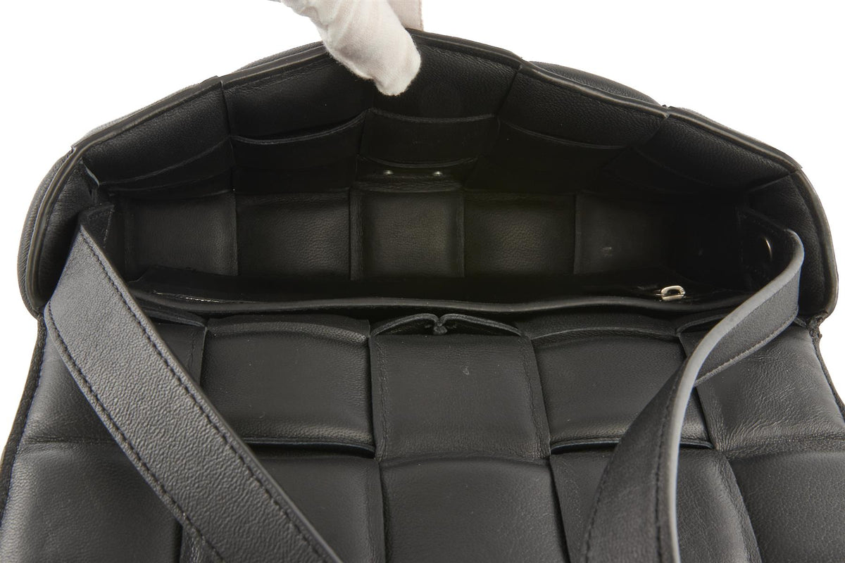 BOTTEGA VENETA BLACK CASSETTE MEDIUM PADDED INTRECCIATO LEATHER SHOULDER BAG