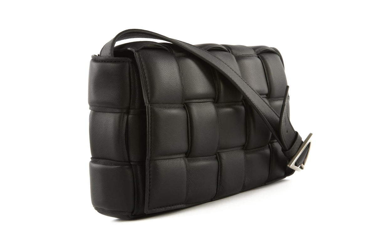 BOTTEGA VENETA BLACK CASSETTE MEDIUM PADDED INTRECCIATO LEATHER SHOULDER BAG
