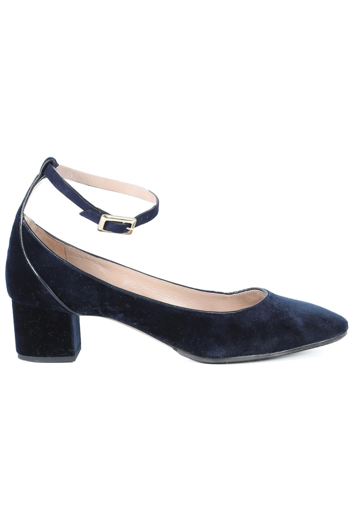 CHLOÈ NAVY VELVET PUMPS EU 39.5 UK 6.5 US 9.5