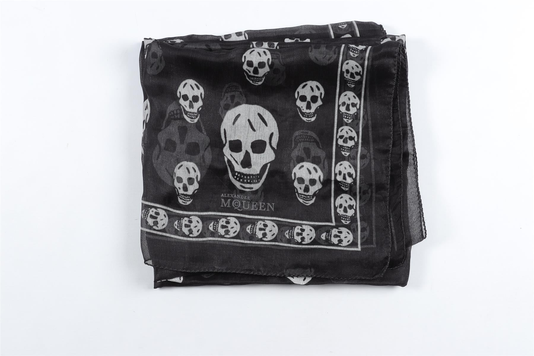 ALEXANDER MCQUEEN BLACK SILK SCARF ONE SIZE