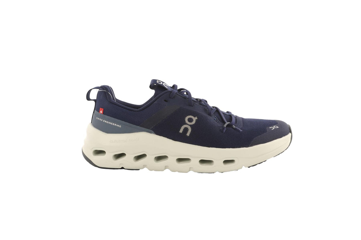ON RUNNING NAVY CLOUDLEAP SNEAKERS EU 38 UK 5 US 5.5