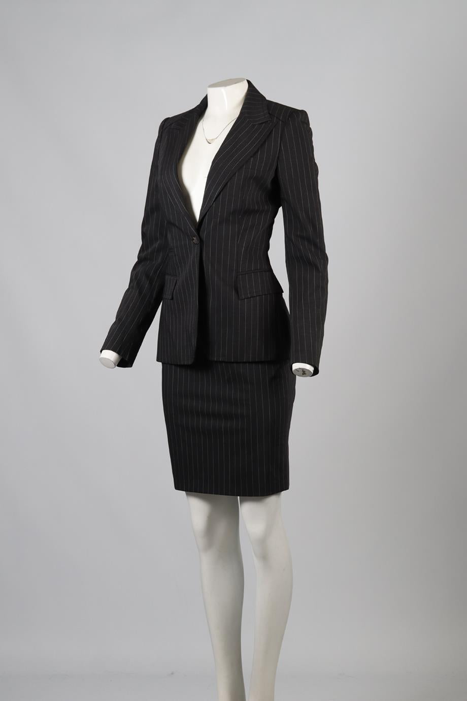 GUCCI PINSTRIPE WOOL BLEND SKIRT SUIT IT 40-42 UK 8-10