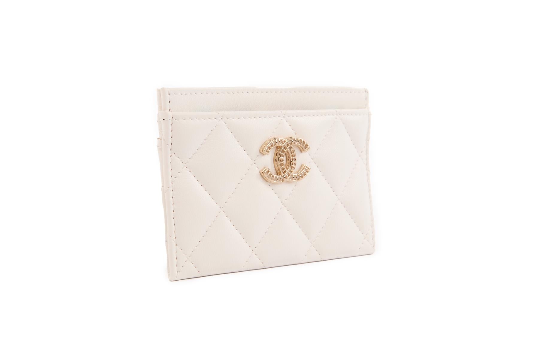 CHANEL WHITE 2025 CC QUILTED LEATHER CARD HOLDER